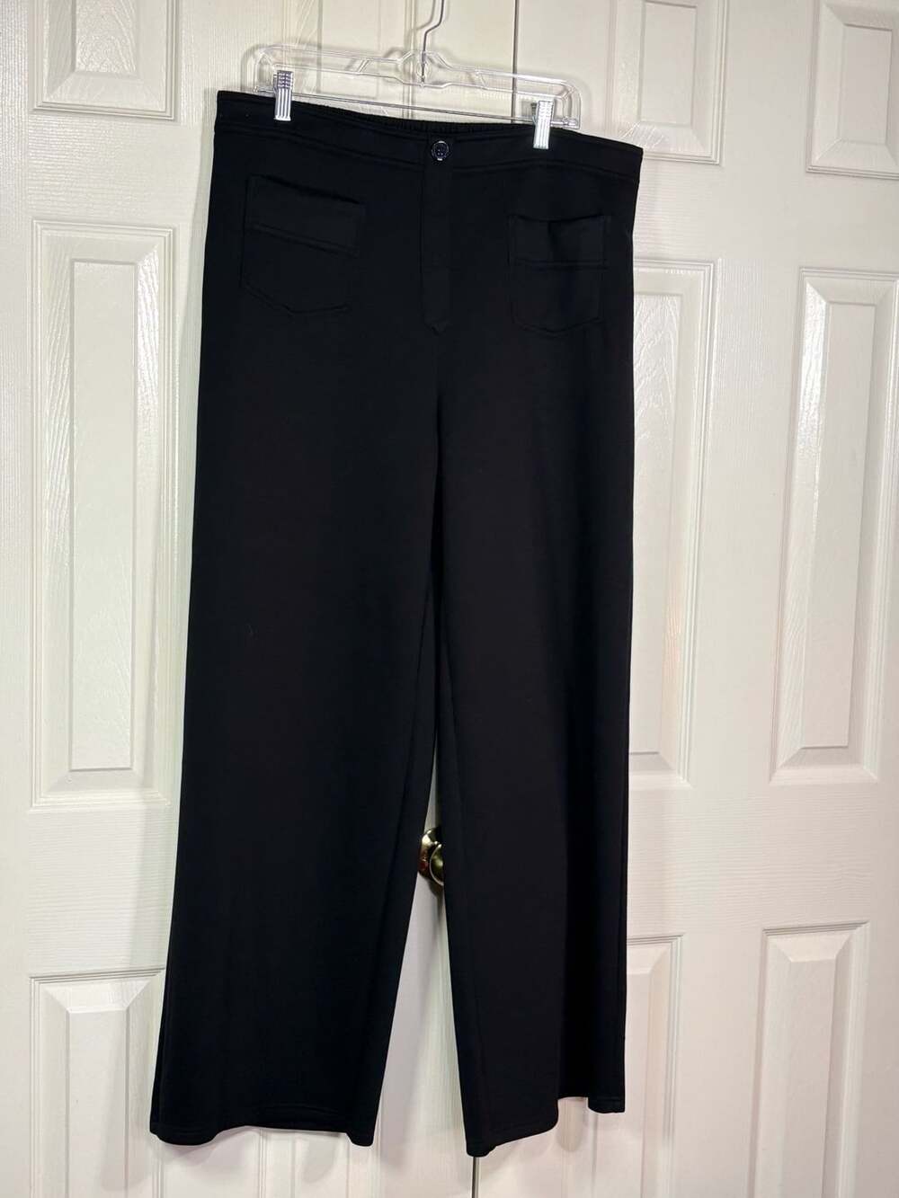 Comfortable Plus Size Black High Waist Wide Leg Tab Pants - Picture 4 of 5